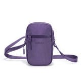 Zeeksack Travel Pouch (lilla) – skulderrem og forlomme med lynlås.