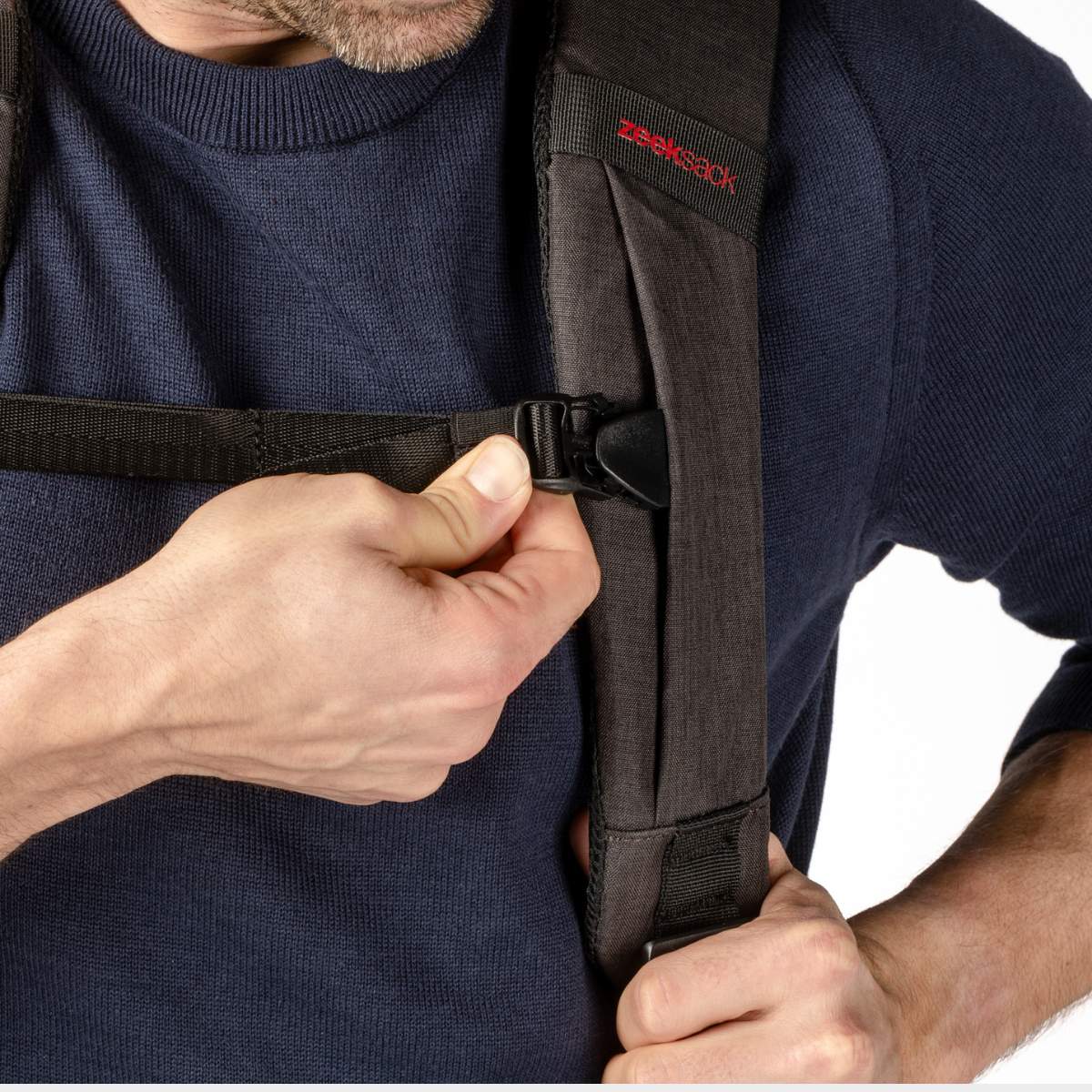 The Zeeker 27L